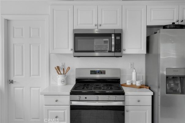 Interior, Kitchen, Stainless Steel Appliances