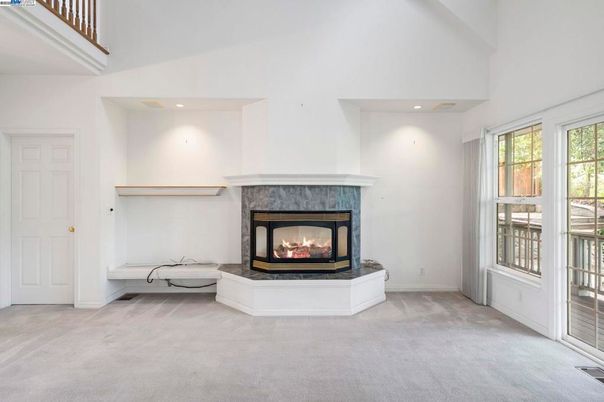 Fireplace, Interior, Recessed Lighting