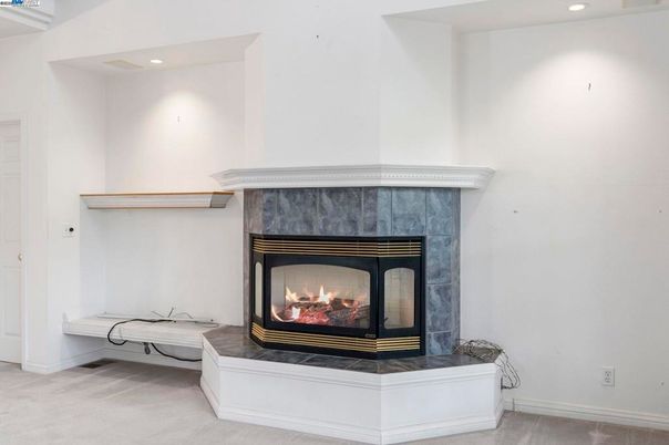 Fireplace, Interior, Recessed Lighting