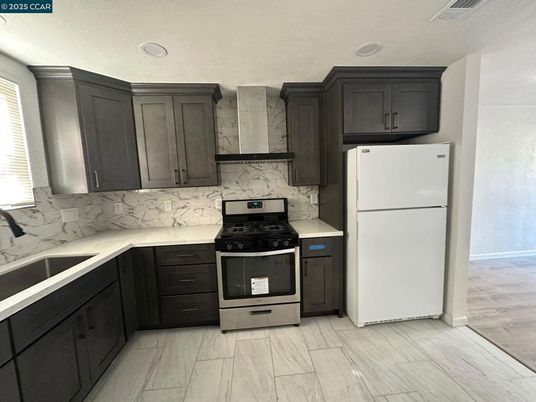 Interior, Kitchen, Marble, Marble Walls, Recessed Lighting