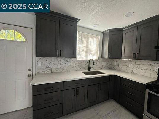Interior, Kitchen, Marble, Marble Walls, Recessed Lighting