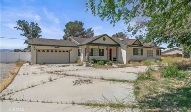 Attached, Backyard, Exterior, Facade, Ranch