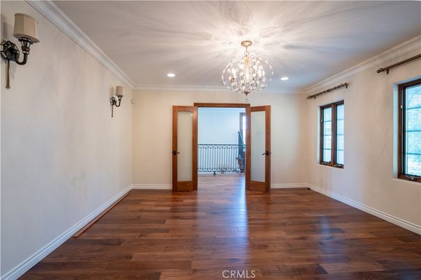 Chandelier, Empty room, Interior, Recessed Lighting, Wood Texture Flooring