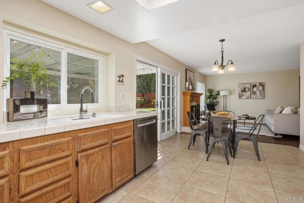 Dining room, Interior, Kitchen, Pendant Lights, Tile Countertops