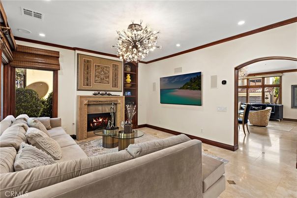 Fireplace, Interior, Living room, Pendant Lights, Recessed Lighting