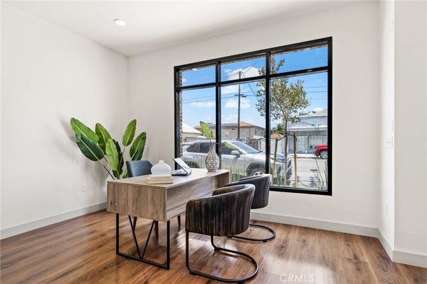 Home Office, Interior, Recessed Lighting, Wood Texture Flooring