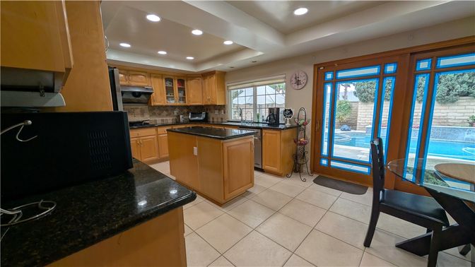 Interior, Kitchen, Recessed Lighting