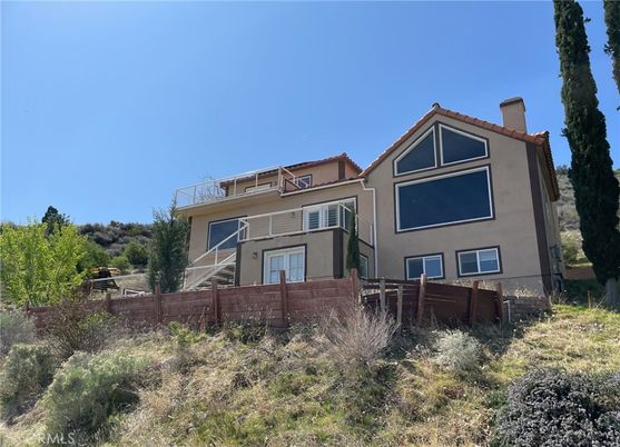 Exterior, Facade, None