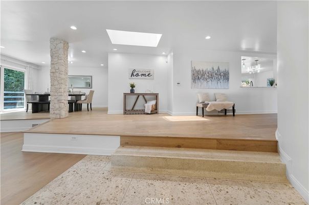 Interior, Pendant Lights, Recessed Lighting, Wood Texture Flooring