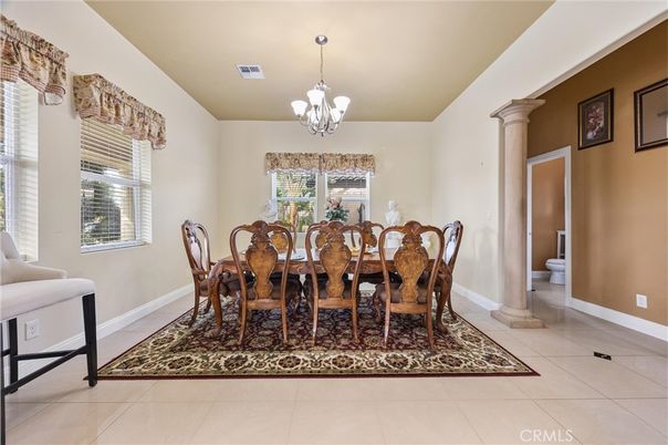 Chandelier, Dining room, Interior