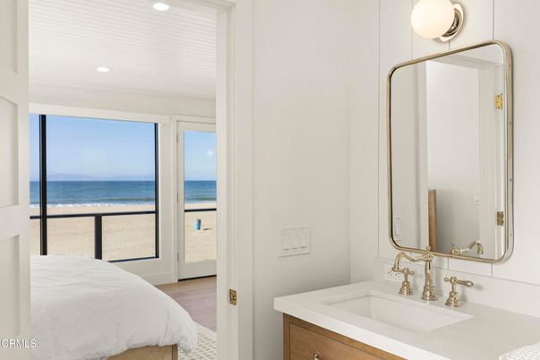 Bathroom, Bedroom, Interior, Recessed Lighting, Water
