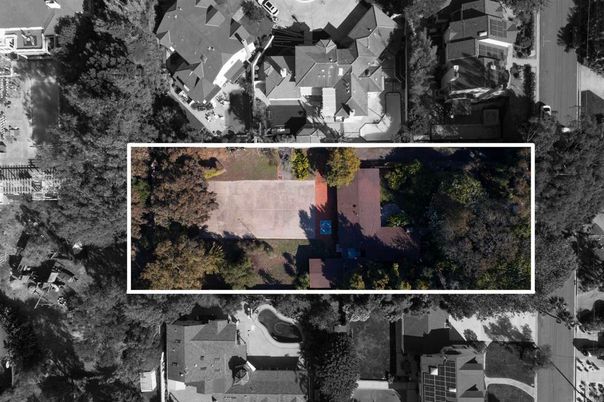 Exterior, Drone