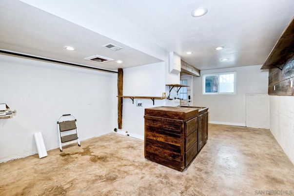 Interior, Recessed Lighting
