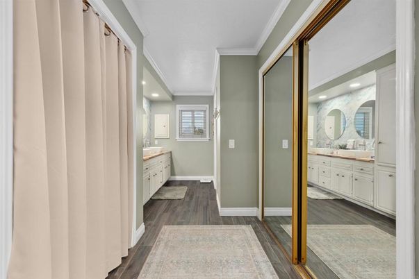 Bathroom, Dual Sink Vanities, Interior, Recessed Lighting, Wood Texture Flooring