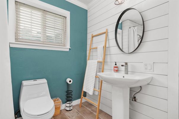 Bathroom, Interior