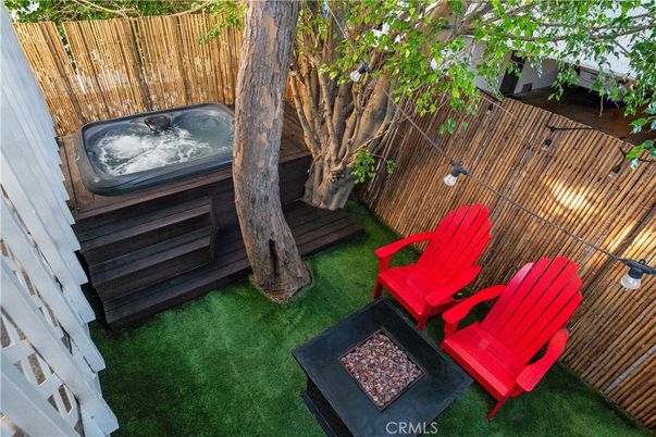 Exterior, Hot Tub