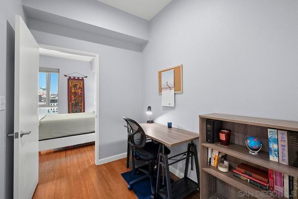 Bedroom, Home Office, Interior, Wood Texture Flooring