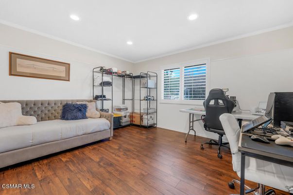 Home Office, Interior, Recessed Lighting, Wood Texture Flooring