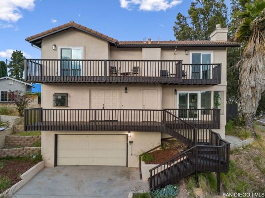 Attached, Exterior, Facade, Mediterranean