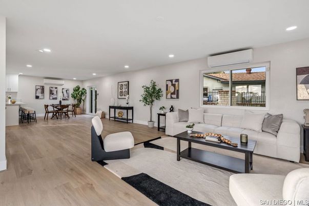 Dining room, Interior, Living room, Recessed Lighting, Wood Texture Flooring