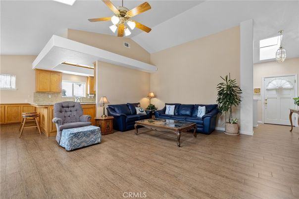 Interior, Living room, Pendant Lights, Wood Texture Flooring