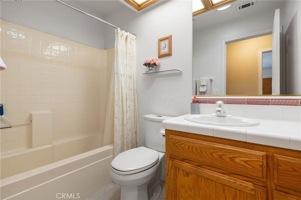 Bathroom, Interior, Tile Countertops