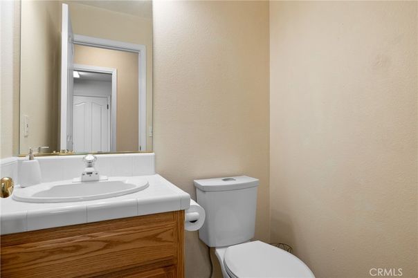 Bathroom, Interior, Tile Countertops