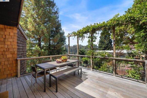 Exterior, Wood Texture Flooring