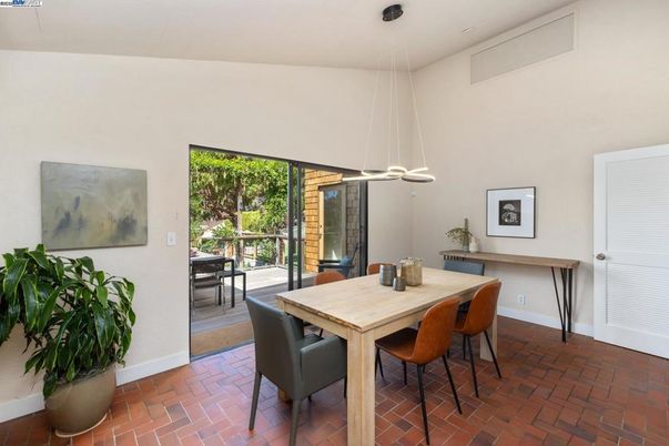 Dining room, Interior, Pendant Lights