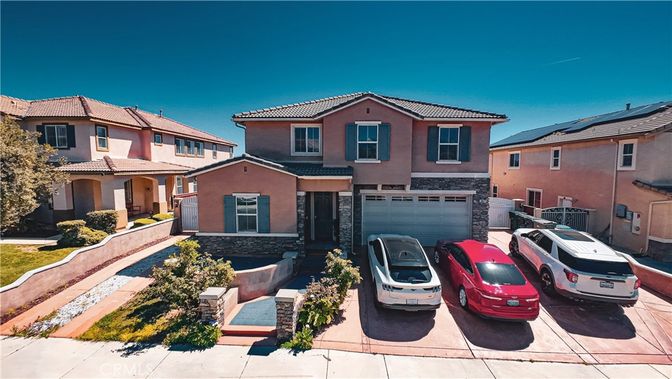 Attached, Exterior, Facade, Solar Panels, Mediterranean