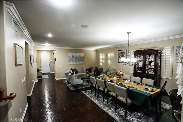 Chandelier, Dining room, Interior, Living room, Recessed Lighting, Wood Texture Flooring