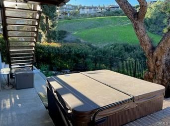 Exterior, Hot Tub