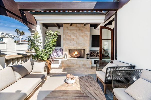 Fireplace, Interior, Living room, Recessed Lighting, Wooden Beams, Wood Texture Flooring