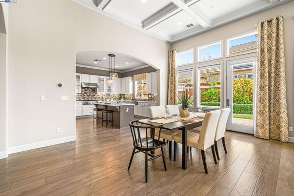 Dining room, Interior, Kitchen, Pendant Lights, Recessed Lighting, Wood Texture Flooring