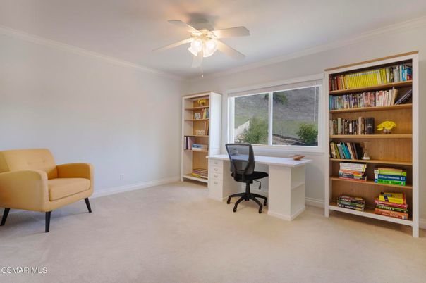 Home Office, Interior