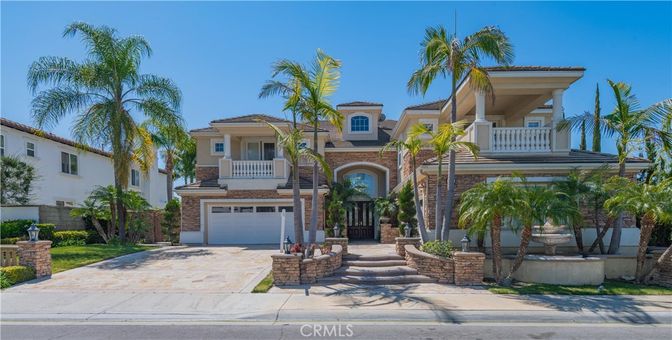 Attached, Exterior, Facade, Brick Facade, Mediterranean