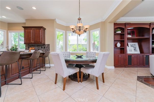 Chandelier, Dining room, Interior, Recessed Lighting