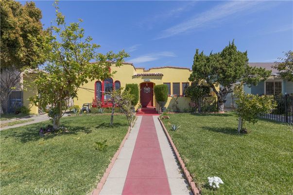 Backyard, Exterior, Facade, Spanish Mediterranean