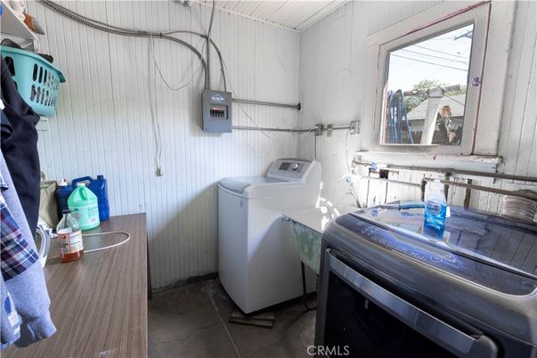 Interior, Washer