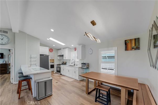 Interior, Kitchen, Pendant Lights, Recessed Lighting, Wood Texture Flooring