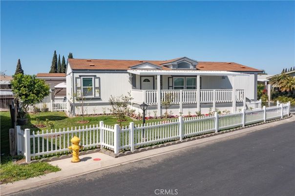 Exterior, Facade, American Craftsman