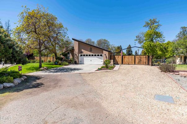 Backyard, Detached Garage, Exterior