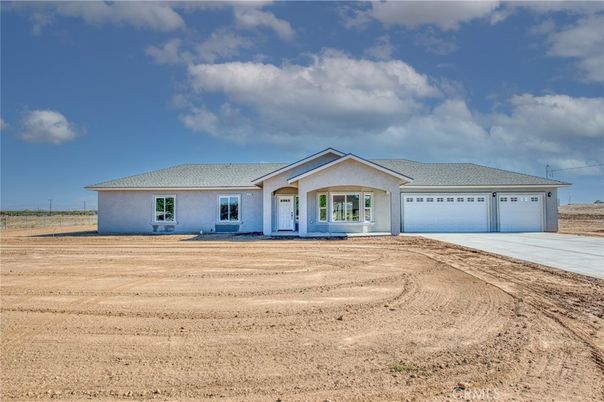 Attached, Backyard, Exterior, Facade, Ranch