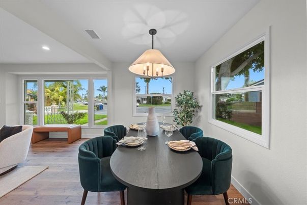 Dining room, Interior, Living room, Pendant Lights, Recessed Lighting, Wood Texture Flooring