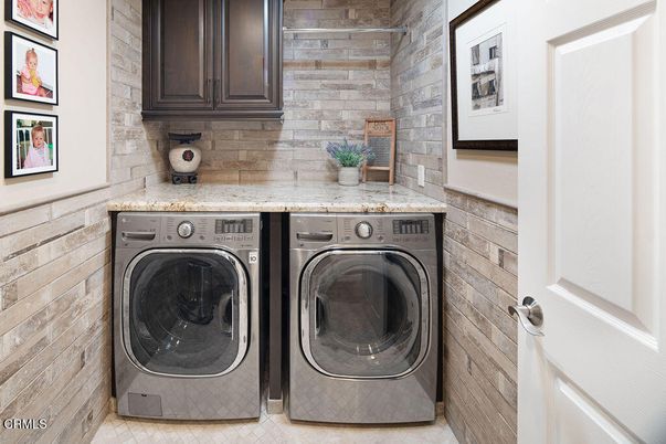 Interior, Stone Walls, Washer