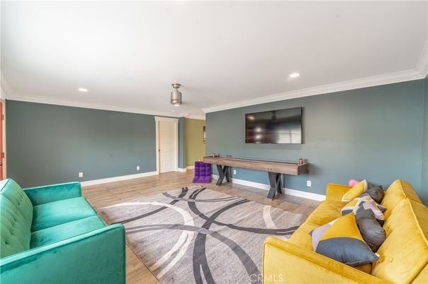 Game Room, Interior, Living room, Recessed Lighting, Wood Texture Flooring
