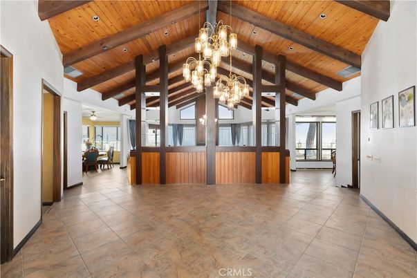 Chandelier, Dining room, Interior, Wooden Beams, Wooden Ceilings