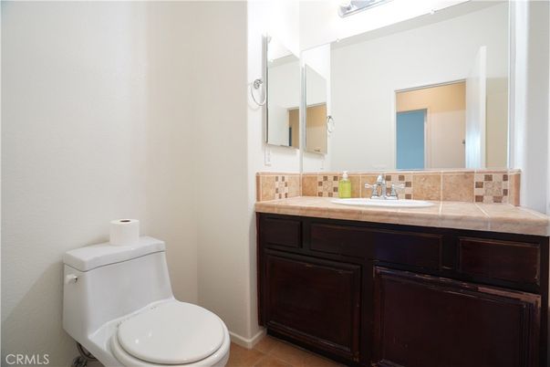 Bathroom, Interior, Tile Countertops