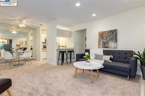 Dining room, Interior, Kitchen, Living room, Recessed Lighting