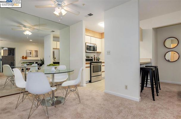 Dining room, Interior, Kitchen, Recessed Lighting, Stainless Steel Appliances